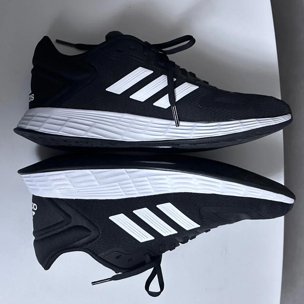 Adidas Running Shoes 6 Black White Duramo 10 K Sneakers Classic Athletic
